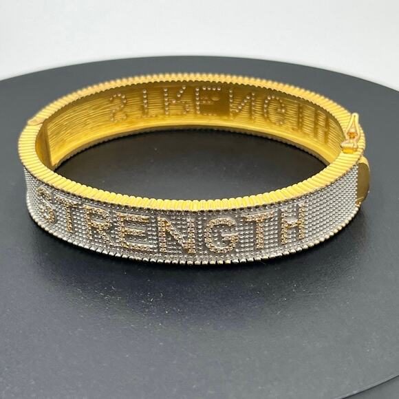 Freida Rothman‎ Strength Bracelet - Picture 2 of 16
